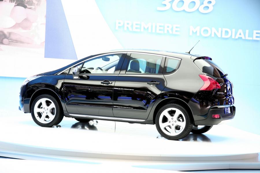  Peugeot 3008 2010 года  (фото 62 из 148)